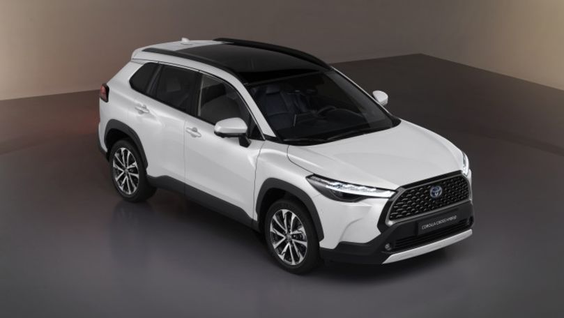 В Европе в 2022 году стартуют продажи кроссовера Corolla Cross.