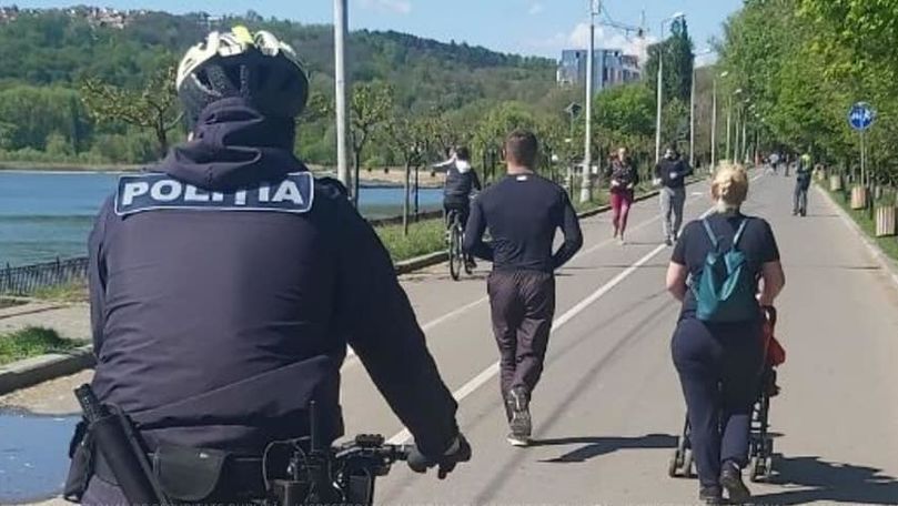 Polițiștii le recomandă tuturor cetățenilor să stea acasă în weekend