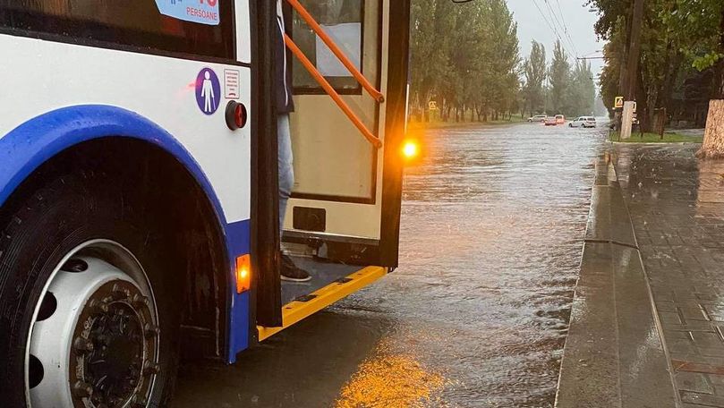 Atenție, călători: Circulația troleibuzelor, afectată din cauza ploilor