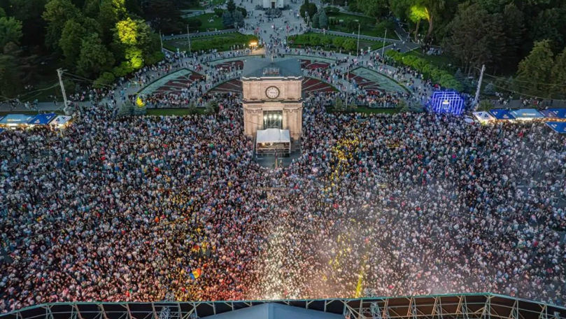 Chișinău Youth Fest: PMAN, plină de tineri veniți să admire spectacolul