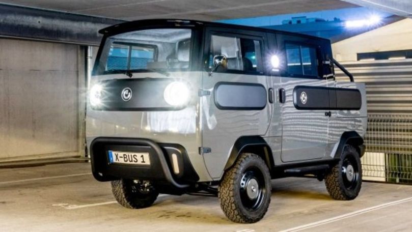 Electric Brands представила универсальный электромобиль Xbus, который можно не заряжать.
