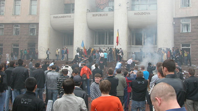 După 12 ani de la protestul din 7 aprilie, nu se ştie cine l-a provocat