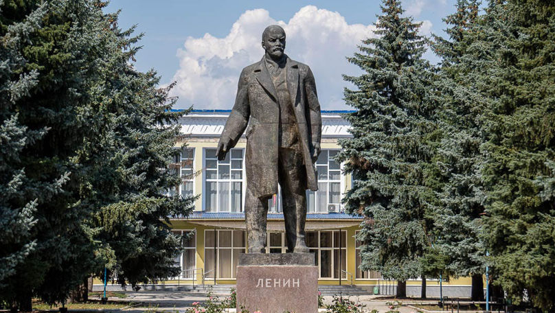 La Parlament se va discuta despre lichidarea monumentelor sovietice