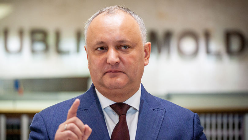 Dodon îndeamnă cetățenii să semneze Declarația privind politica suverană