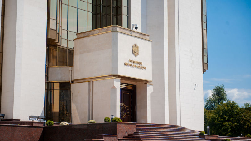 Se caută membri în Comisia care certifică ONG-urile de utilitate publică