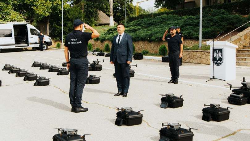 Пограничникам передана партия беспилотных летательных аппаратов.