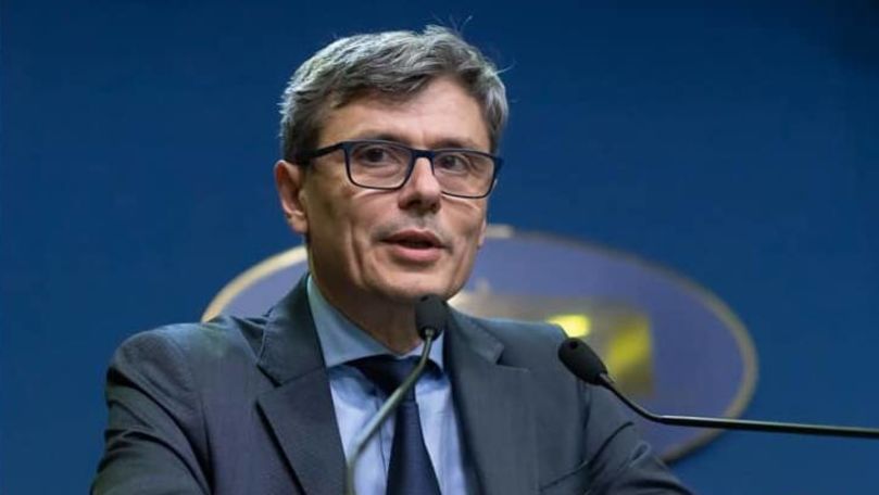 Ministru român: Faptul că preţul petrolului scade nu e un lucru bun