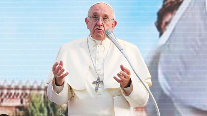 Papa Francisc cere organizarea unor coridoare umanitare pentru migranţi