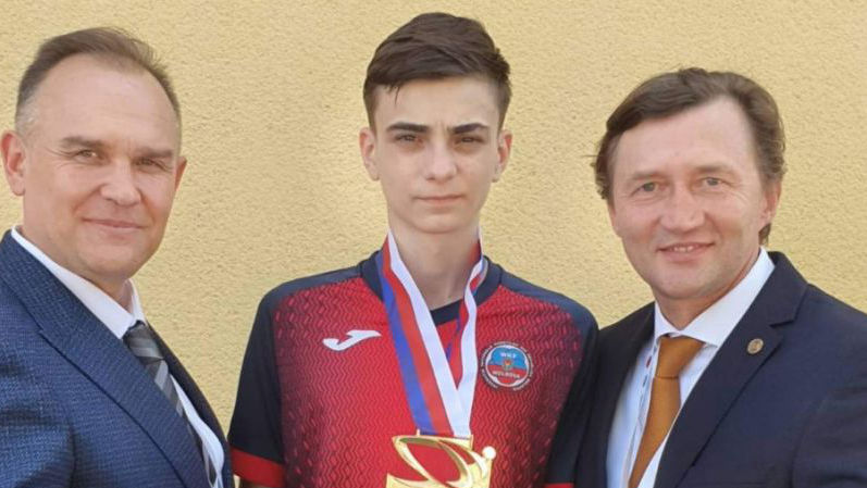 Moldoveanul Cristian Guţu a devenit campion european la karate kumite