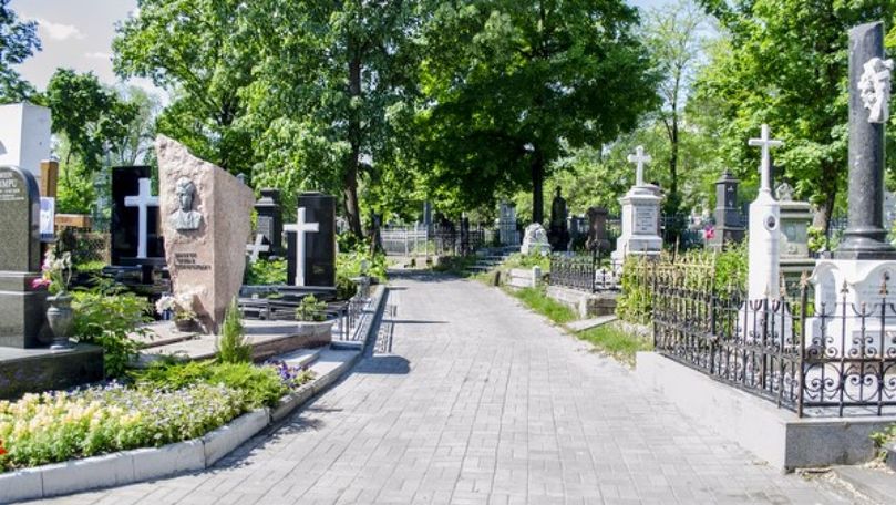 Peste 1.000 de locuri de parcare, amenajate lângă cimitirul Sf. Lazăr