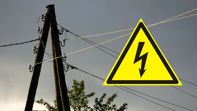 В Молдове зафиксированы перебои в электроснабжении из-за штормового ветра.