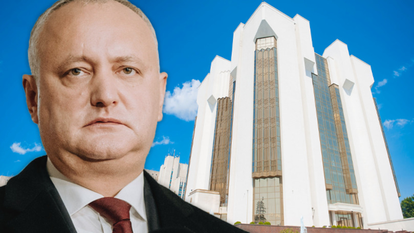 Додон о том, что президентуру не сдали в эксплуатацию: Возвращайтесь на Йорга. Коллаж: Point.md