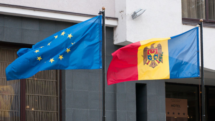 Opinii: Statutul de candidat UE, o desprindere de spațiul instabilității