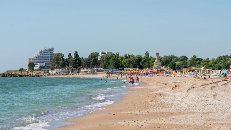 Prețul, cât o noapte de cazare. Cât costă un șezlong în Mamaia