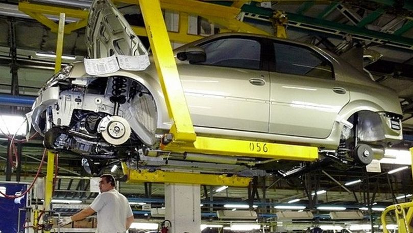 Dacia opreşte producţia: Perioada în care va fi suspendată activitatea