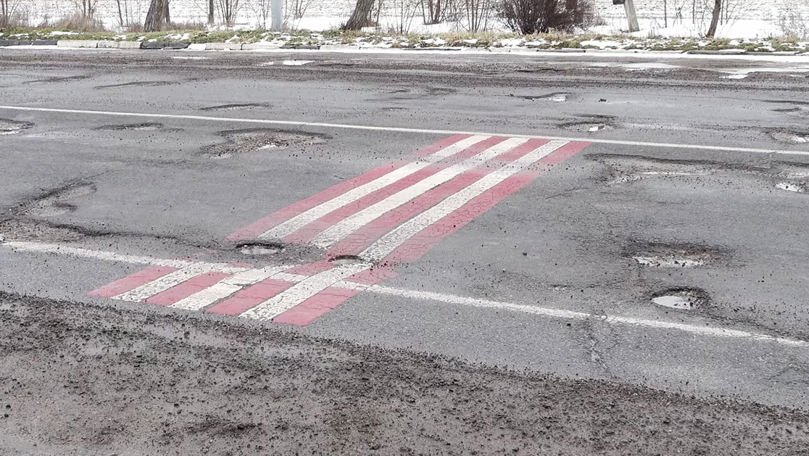 Водители жалуются на состояние дороги Бельцы-Крива.