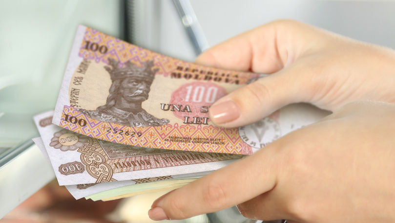 Данные НБМ показывают, что предложение валюты от физических лиц снижается. 