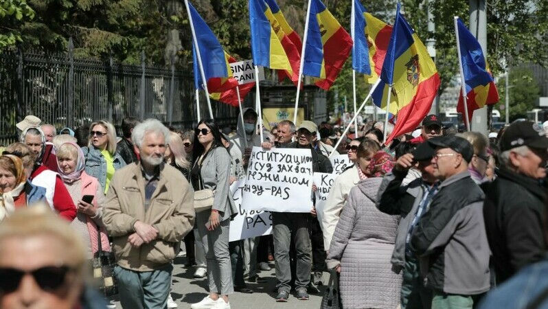 Presa din România: Simpatizanții lui Șor arată simpatia față de Moscova