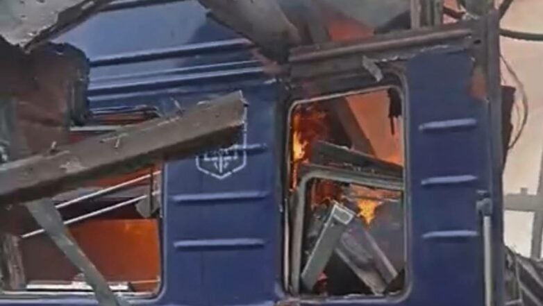 Rusia a atacat un tren de pasageri din Ucraina. Cel puțin 30 de victime