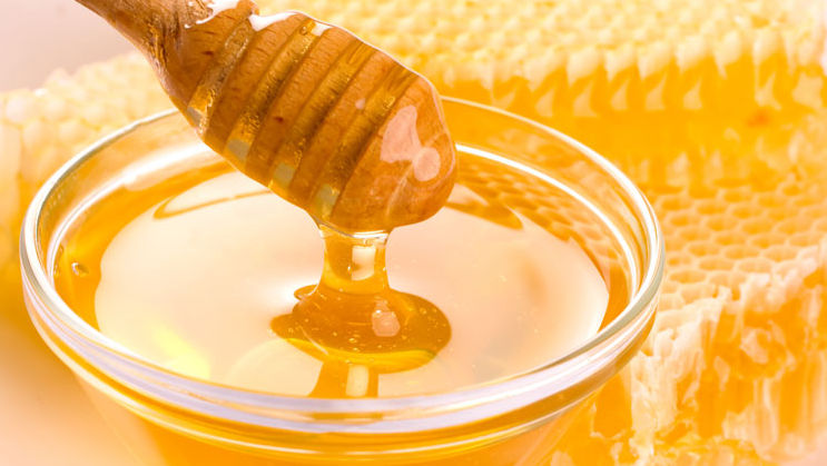 Ce boli poate vindeca mălaiul fiert cu miere. Un medicament natural