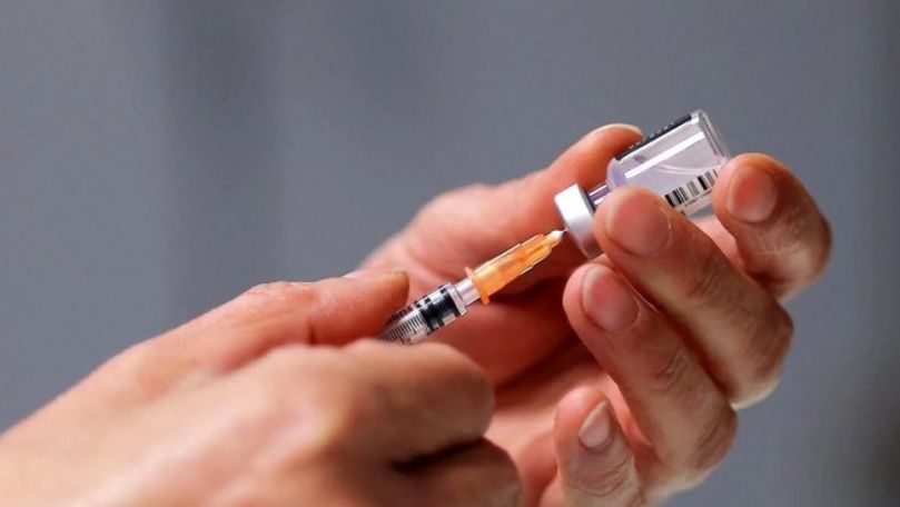 Moldovenii din lume aflaţi în prima linie au început să fie vaccinaţi