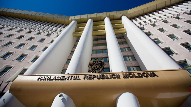 Deputații revin la muncă. Mâine începe sesiunea ordinară de toamnă