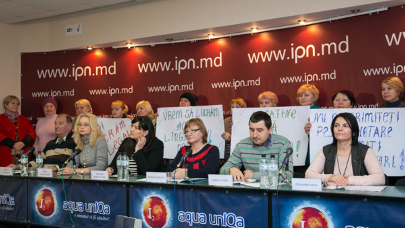 Angajații Moldpresa califică abuzivă decizia de evacuare a chioșcurilor