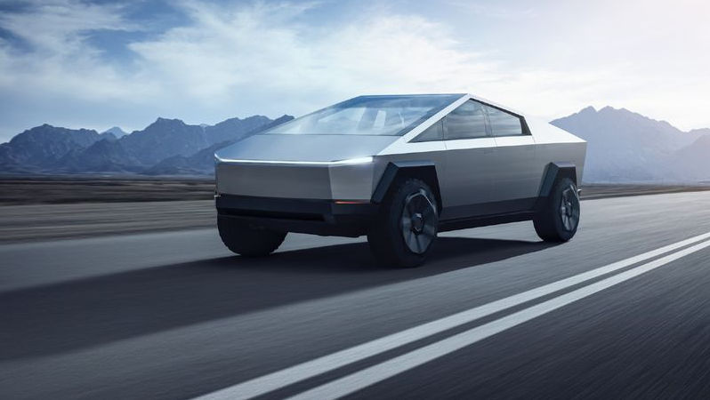 Musk: Sperăm ca livrările lui Cybertruck să înceapă la mijlocul lui 2023
