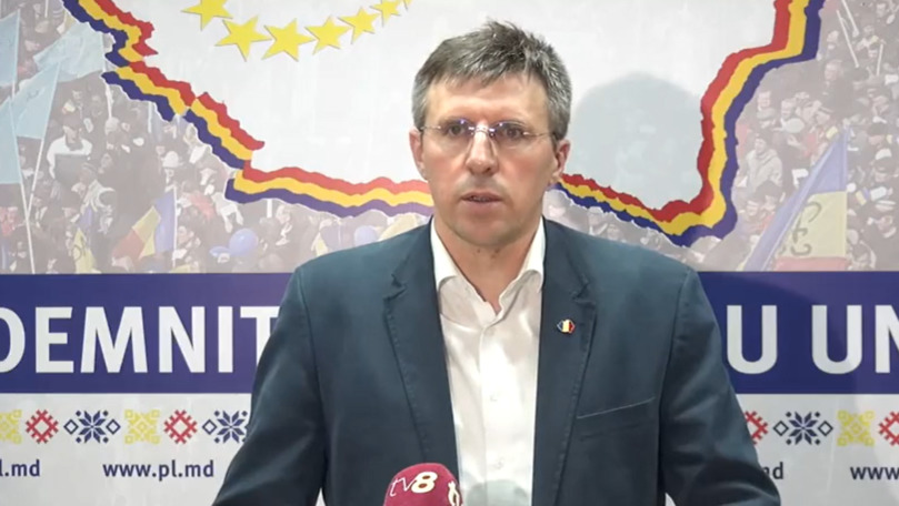 Кандидат от избирательного блока Unirea на должность президента Дорин Киртоакэ.