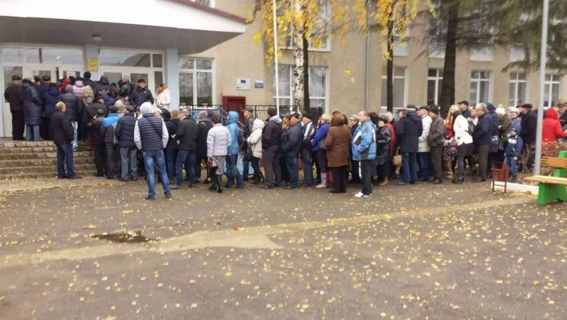 В день выборов запрещено движение транспорта вместимостью более 8 человек.