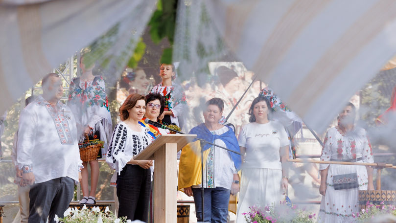Maia Sandu: Folclorul este glasul prin care ne spunem povestea ca neam