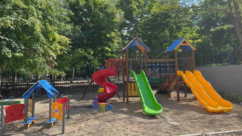 Chișinău: Un nou teren de joacă, amenajat în sectorul Ciocana