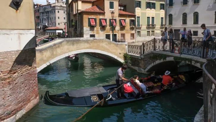Prețuri de groază în Veneția: Cât costă o plimbare cu gondola