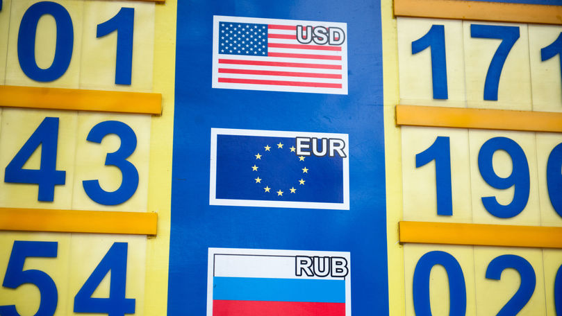 Curs valutar 10 octombrie 2019: Cât valorează un euro și un dolar