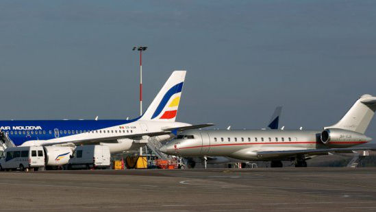 Ce spun moldovenii care au stat două zile în Aeroportul din Antalya