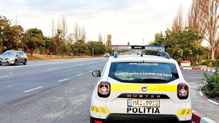 Patru șoferi beți, depistați în trafic de către polițiștii de patrulare