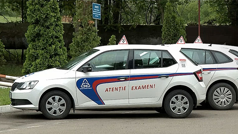 Cотни водительских прав были аннулированы из-за мошенничества на практическом экзамене.