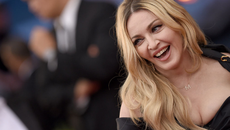 Madonna a interzis accesul cu telefoane la concertele ei