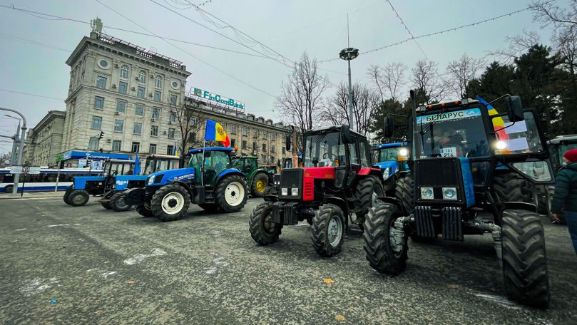 Fermierii atenționează guvernarea: Vom protesta nonstop în toată țara
