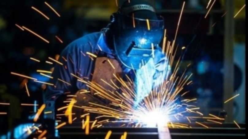 Cu cât a scăzut producția industrială a Moldovei în luna martie