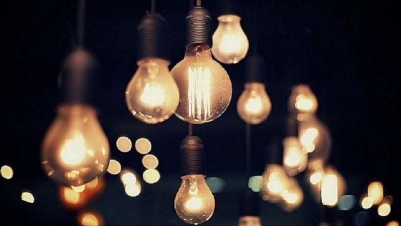 Zeci de localități vor rămâne fără energie electrică pe 14 octombrie