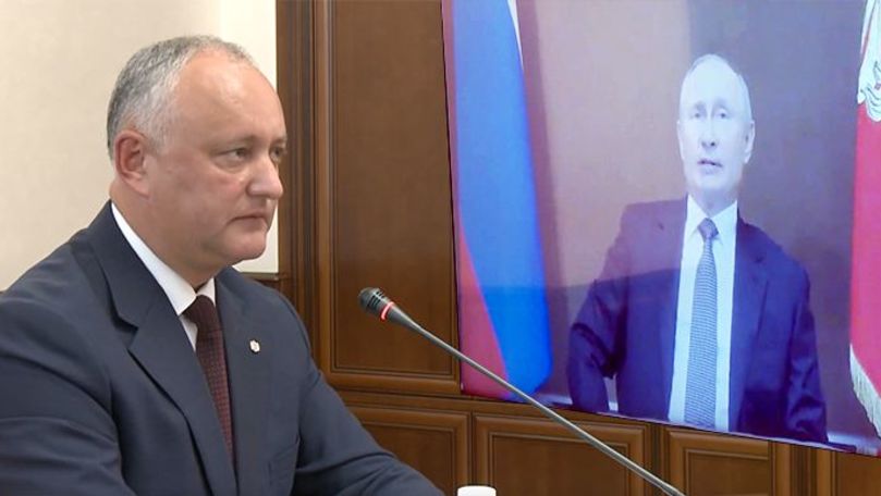 Додон попросил Путина восстановить транспортное сообщение с Молдовой.