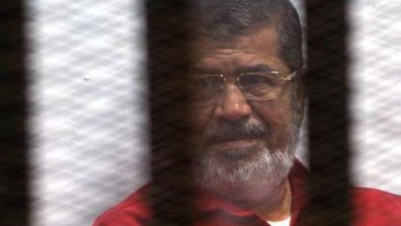 Un fost președinte al Egiptului a murit în sala de judecată