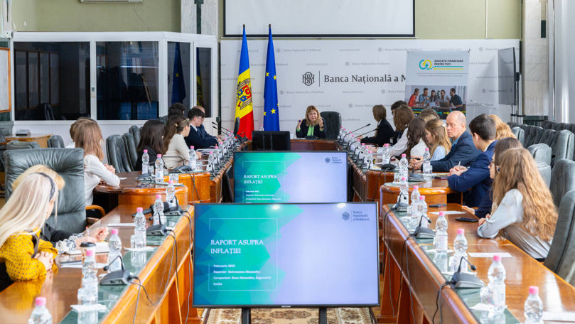 Anca Dragu, în rol de mentor pentru elevii dintr-un liceu din Capitală