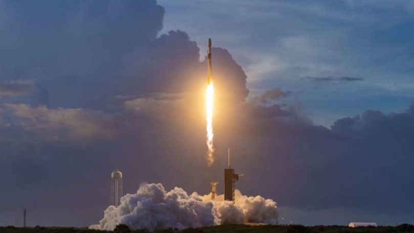 SpaceX a trimis pe orbită cea de-a 13-a tranșă de microsateliți Starlink