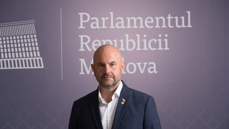 Vladimir Bolea și-a depus mandatul de deputat
