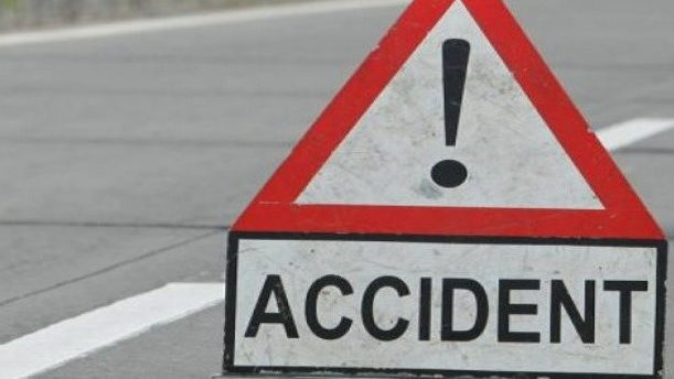 Accident în Capitală: O tânără, lovită de o mașină pe zebră