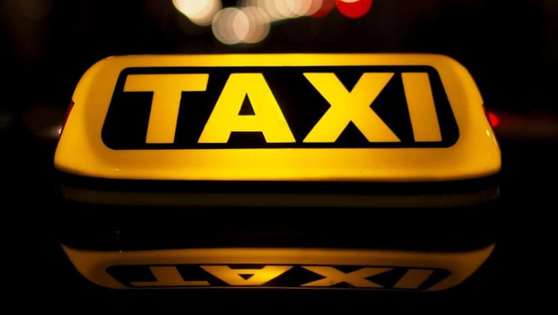 Investigație: Moldovenii sunt spionați cu o celebră aplicație de taxi