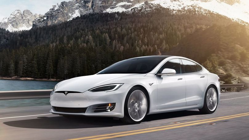 Dezvăluirile experților despre opțiunea autopilot la mașinile Tesla