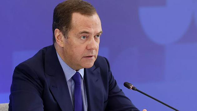 Dmitri Medvedev, avertisment pentru Musk după ce a cumpărat Twitter